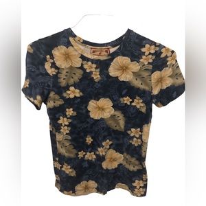 Caribbean Joe Beach Vacation T-Shirt in small floral 30” chest waist hips blue